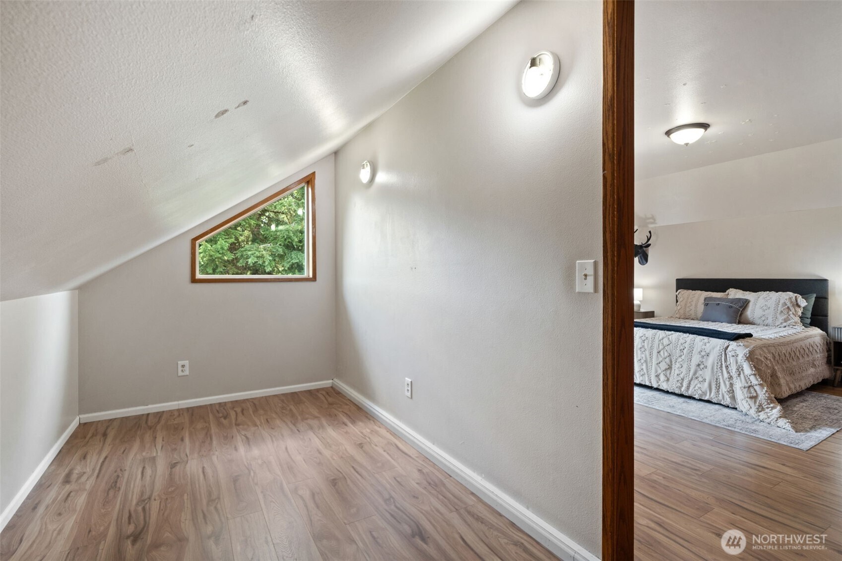 521 G Street Property Photo 28