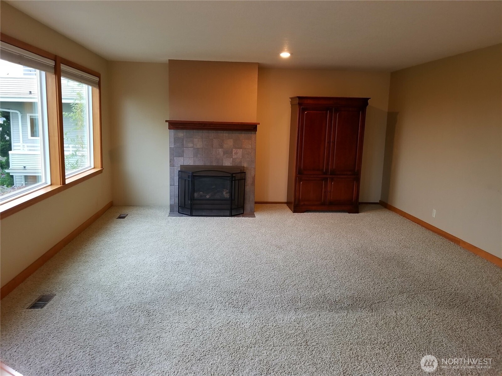4707 Phinney Avenue Property Photo 15