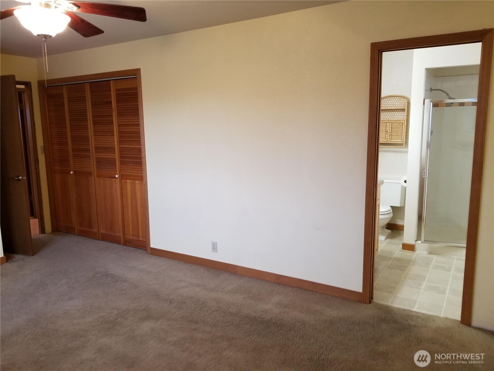 4707 Phinney Avenue Property Photo 18