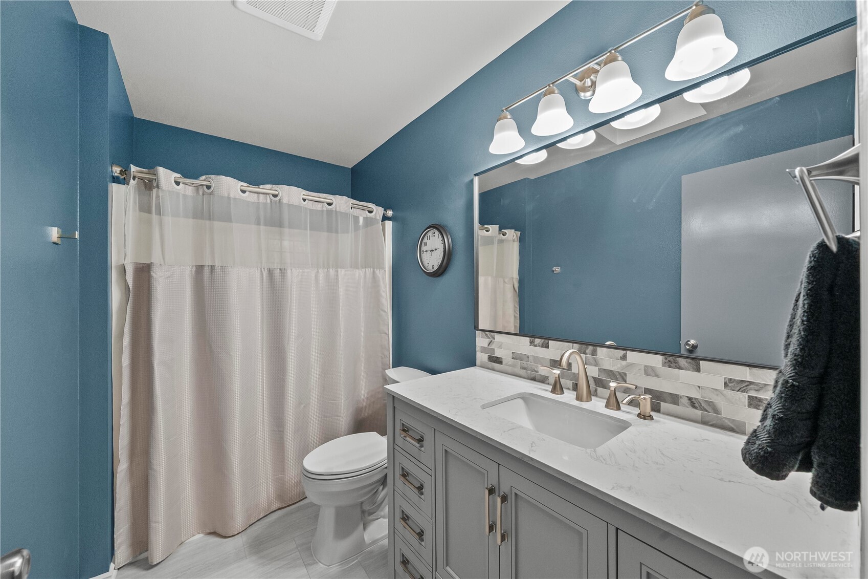 1917 28th Avenue Ct Property Photo 28