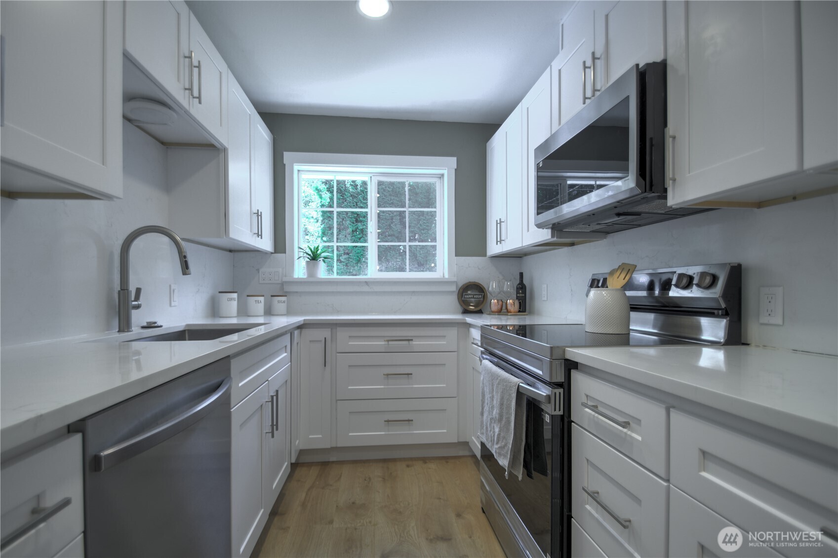 7028 Boston Harbor Road Property Photo 8