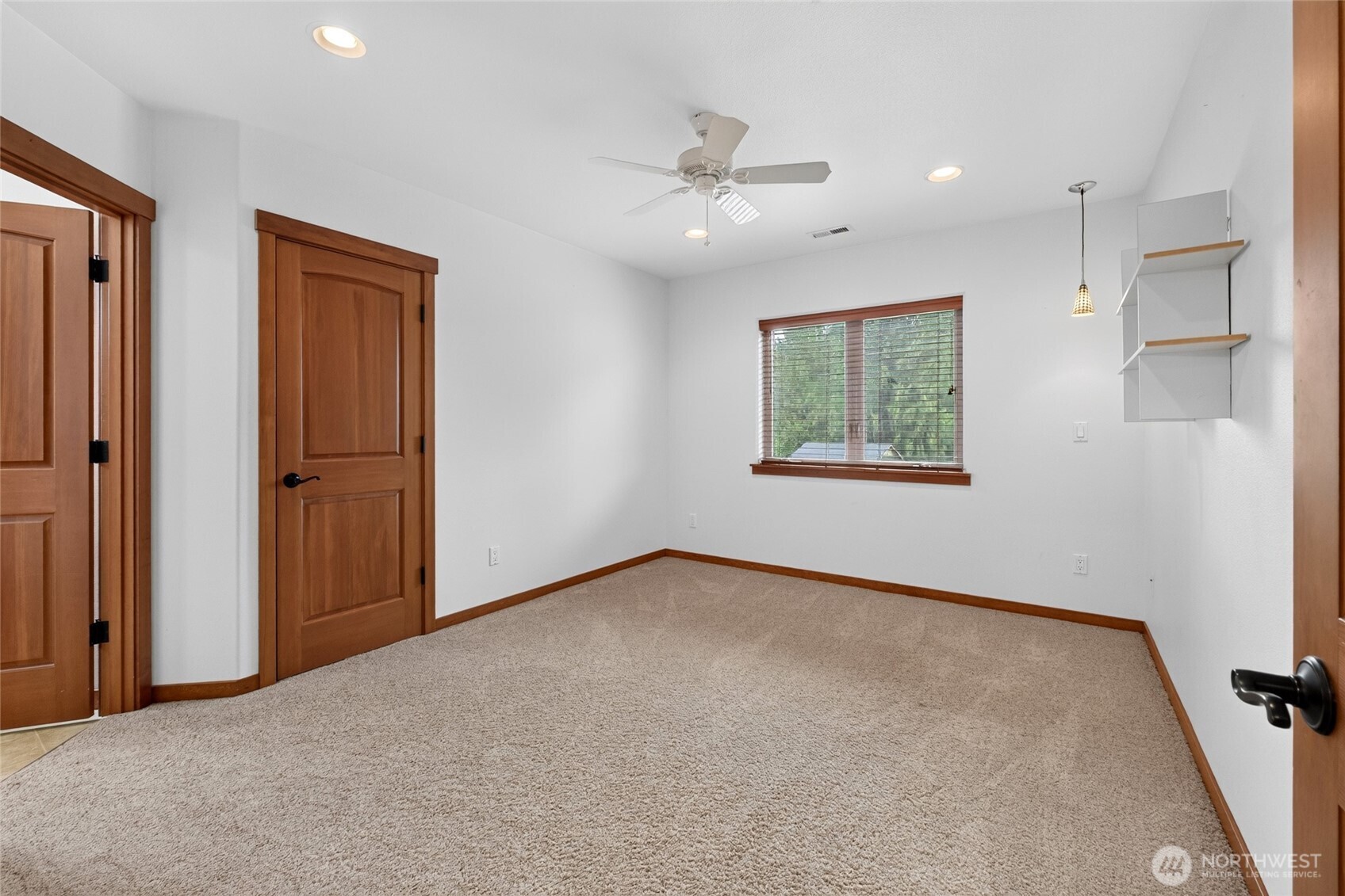 304 Antonie Avenue Property Photo 28
