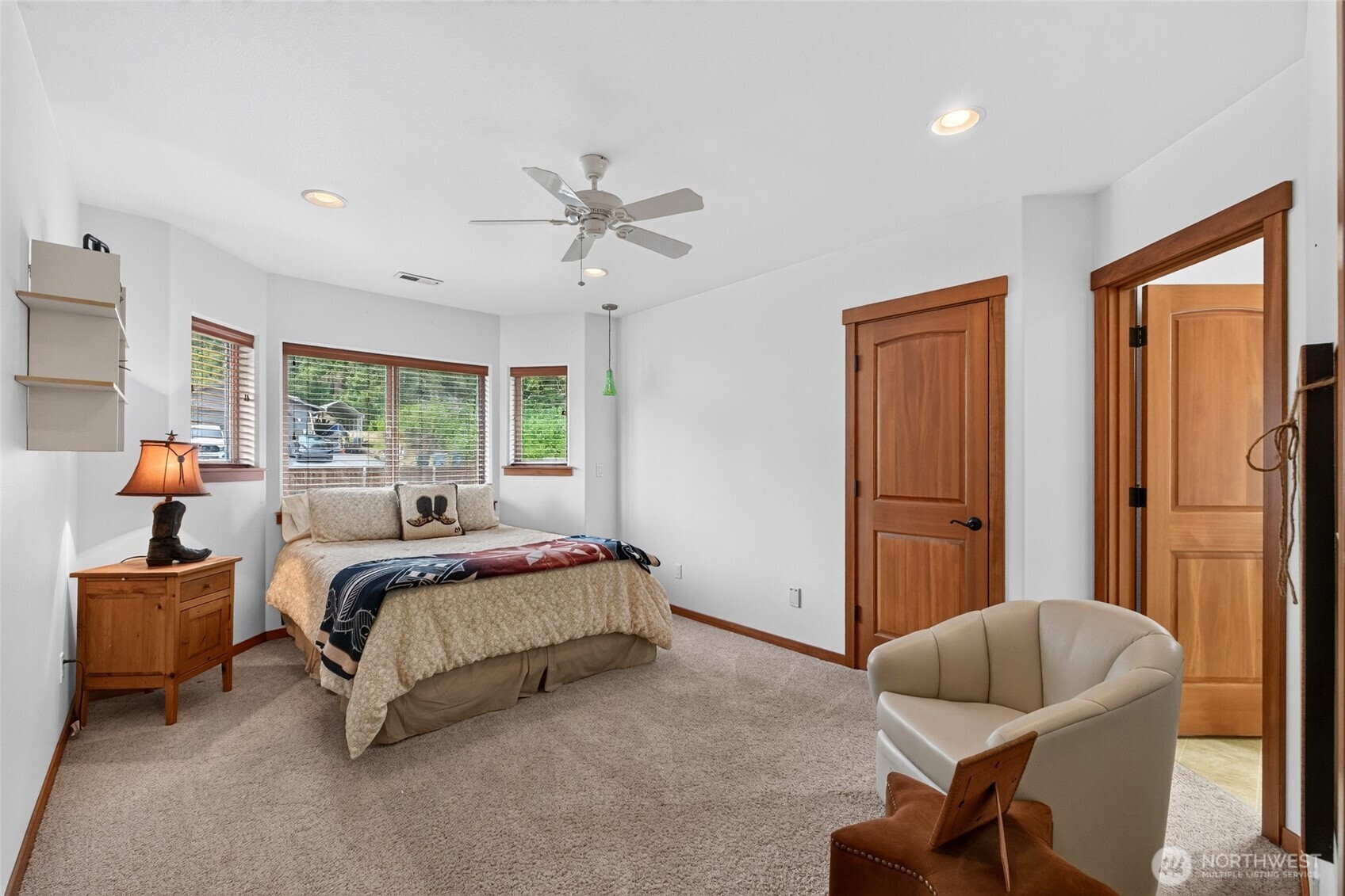 304 Antonie Avenue Property Photo 33