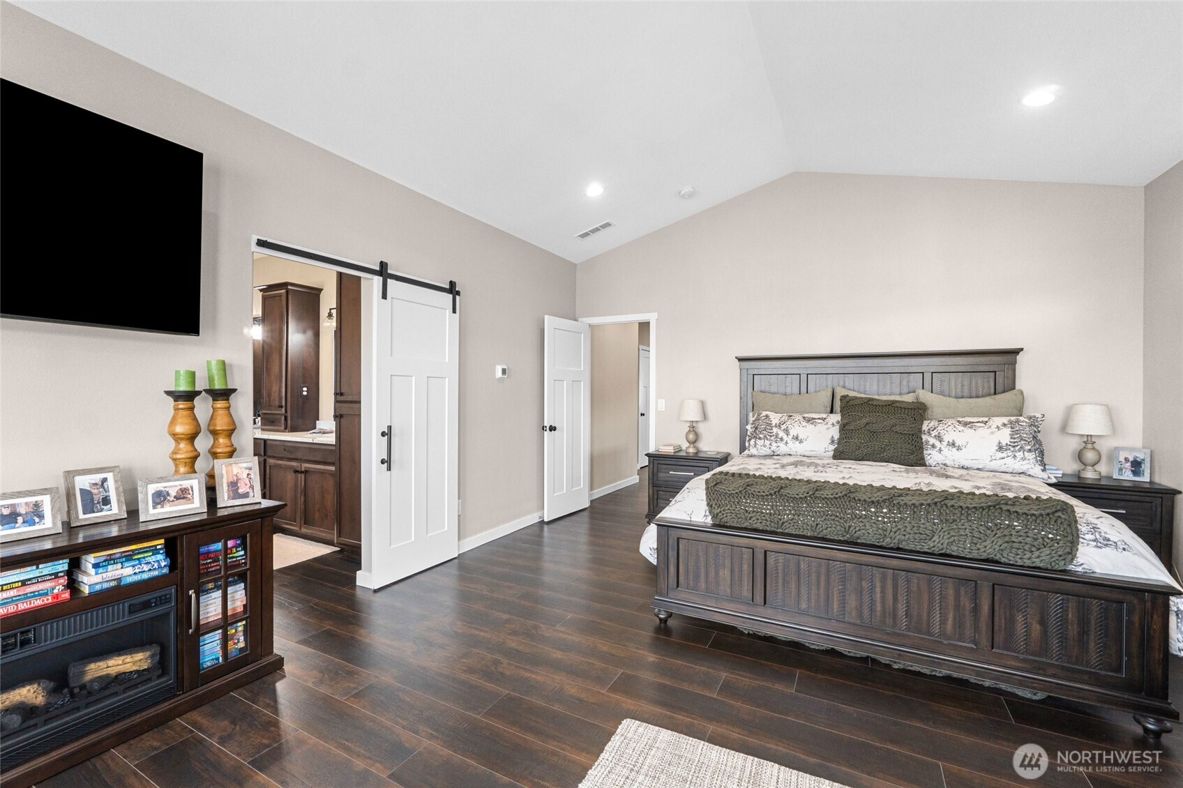 44205 Tyax Property Photo 22