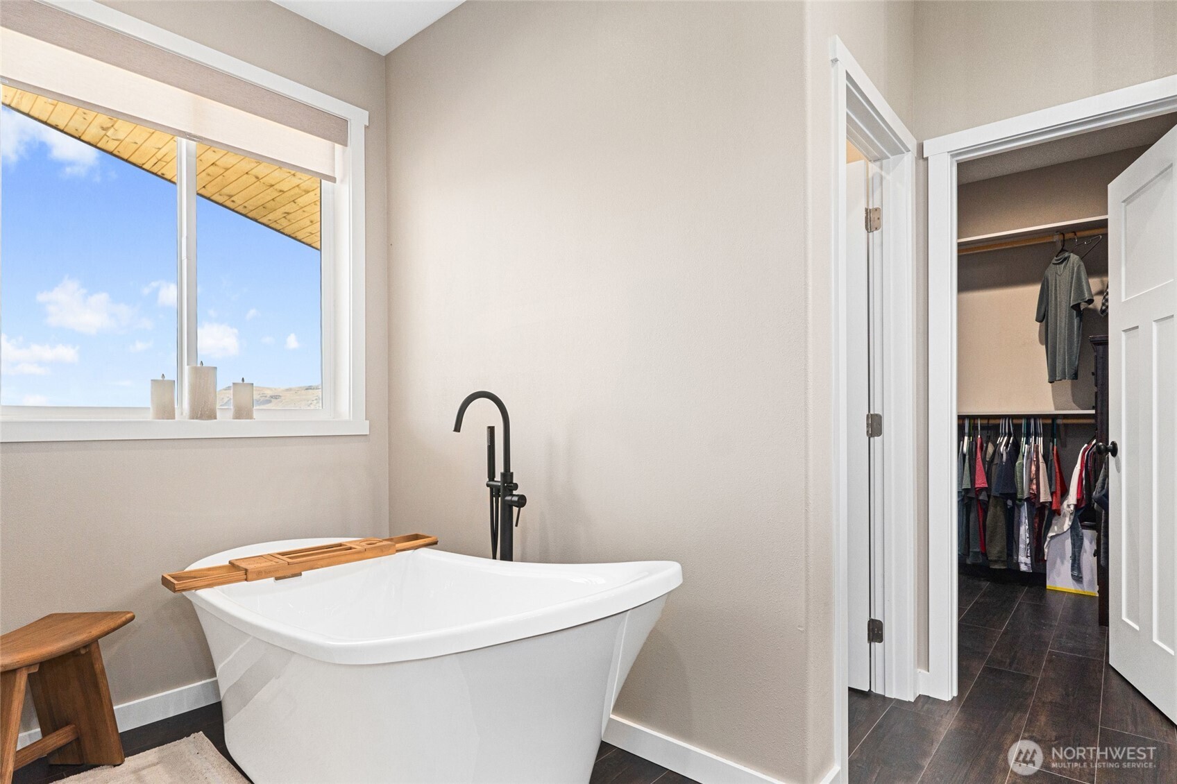 44205 Tyax Property Photo 26