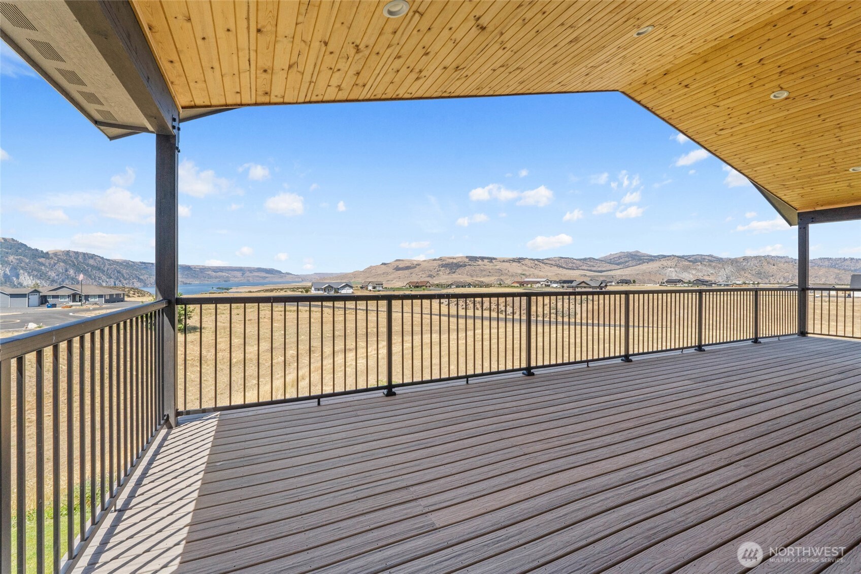 44205 Tyax Property Photo 29