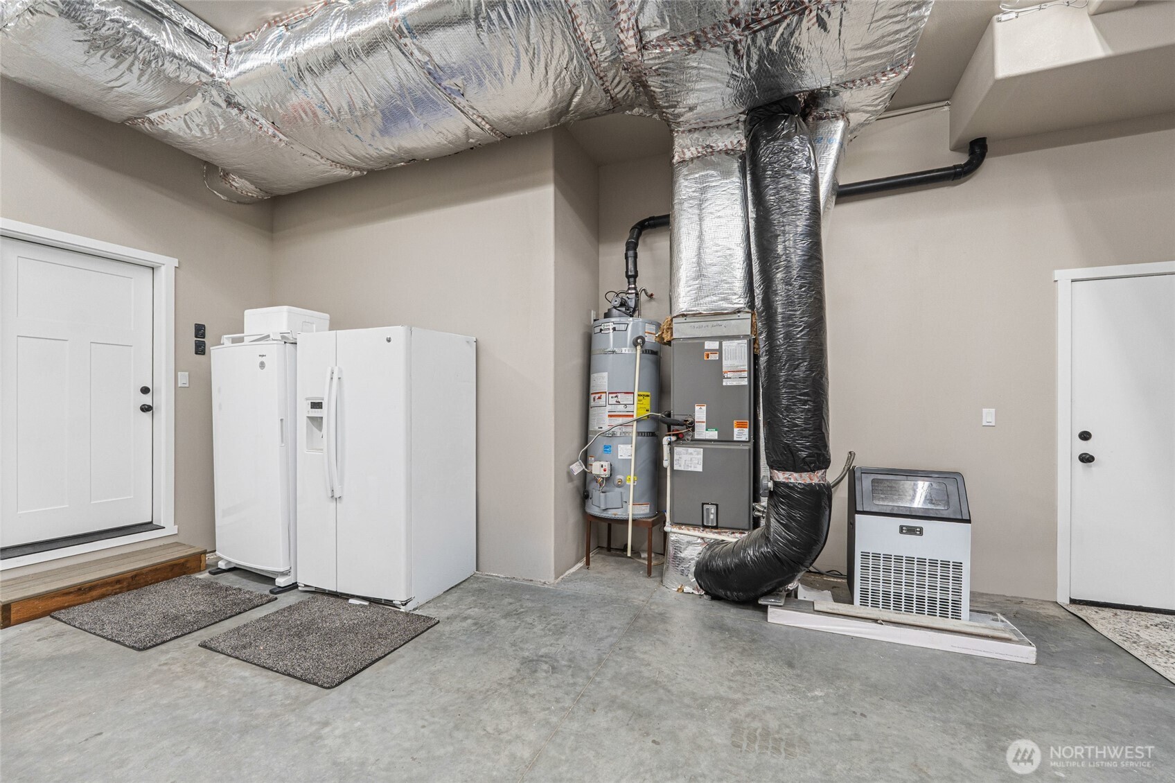 44205 Tyax Property Photo 31