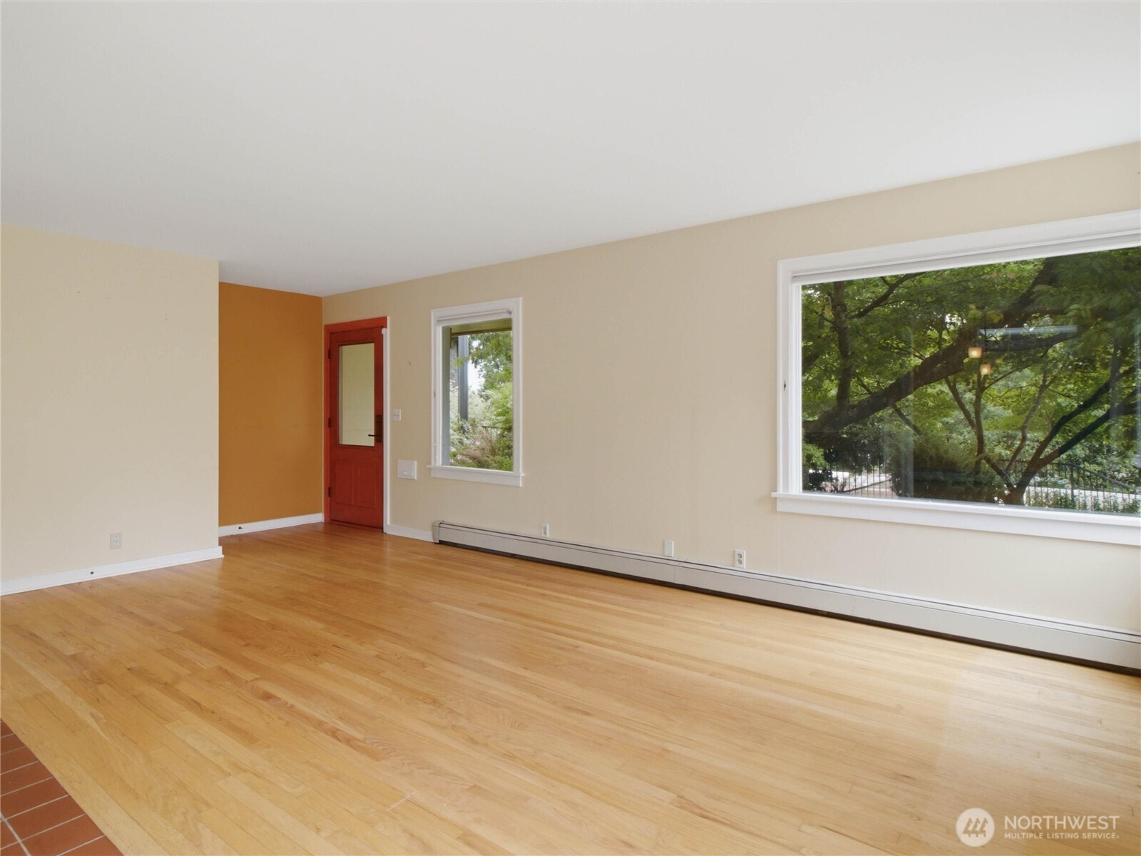125 Olympic Way Property Photo 4