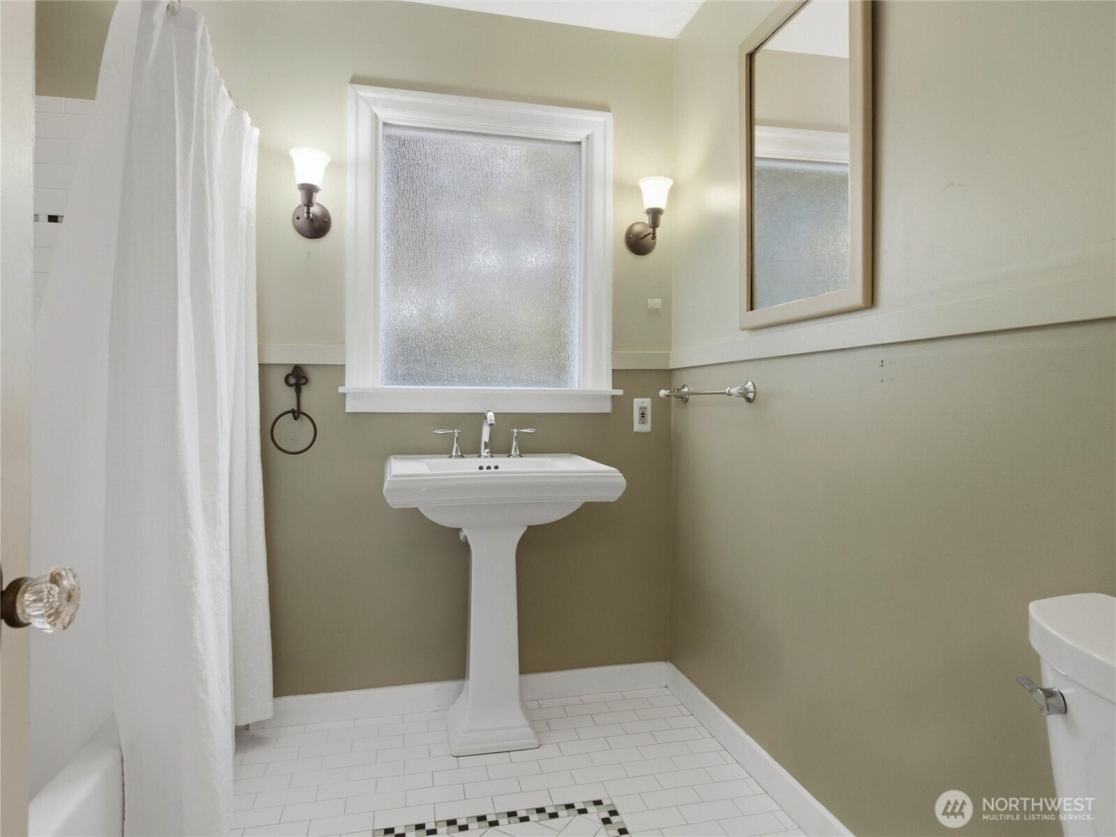 125 Olympic Way Property Photo 12