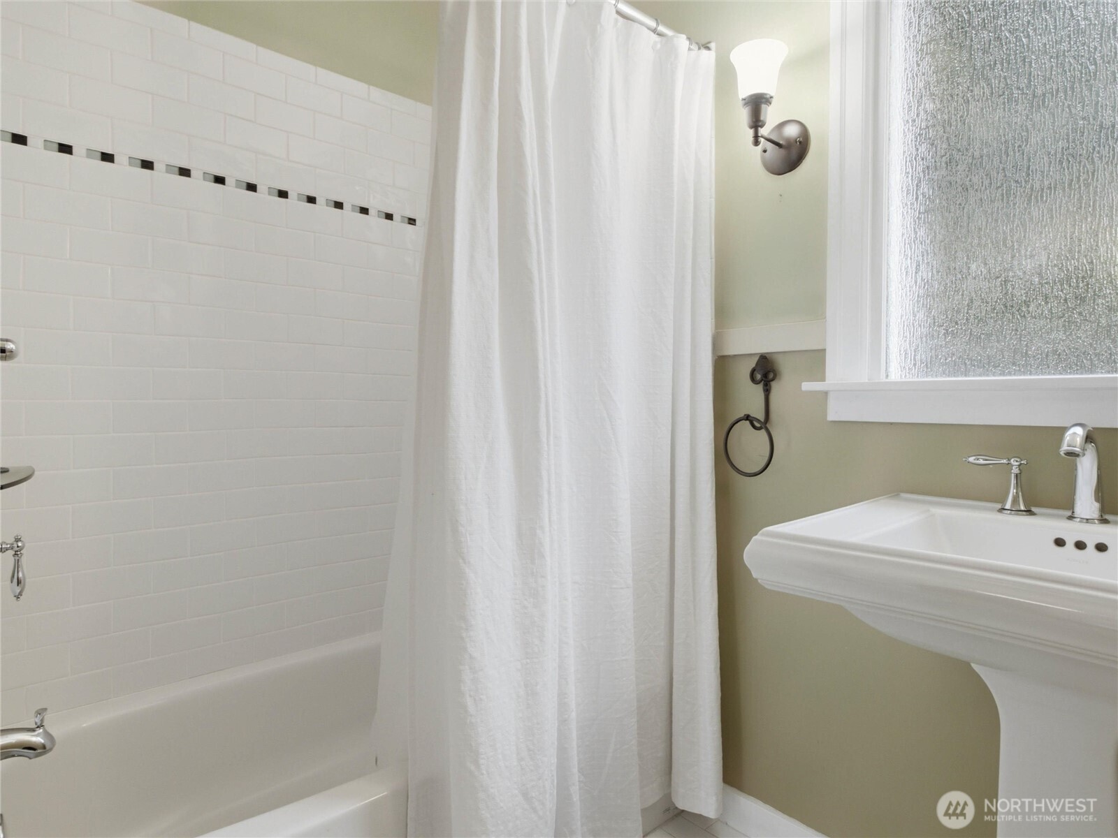 125 Olympic Way Property Photo 13