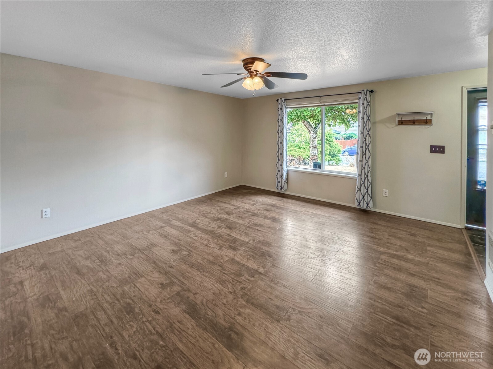 14405 Se 7th Street Property Photo 2
