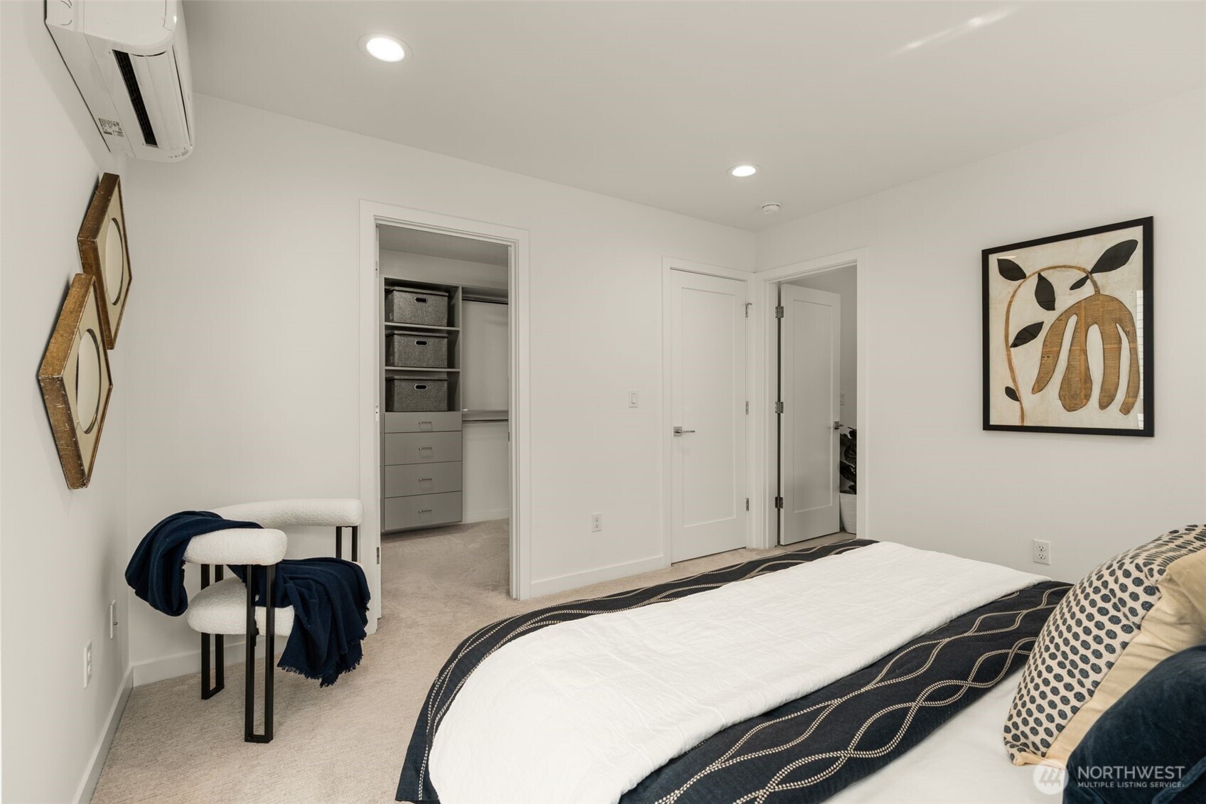 2368 Franklin Avenue B Property Photo 13
