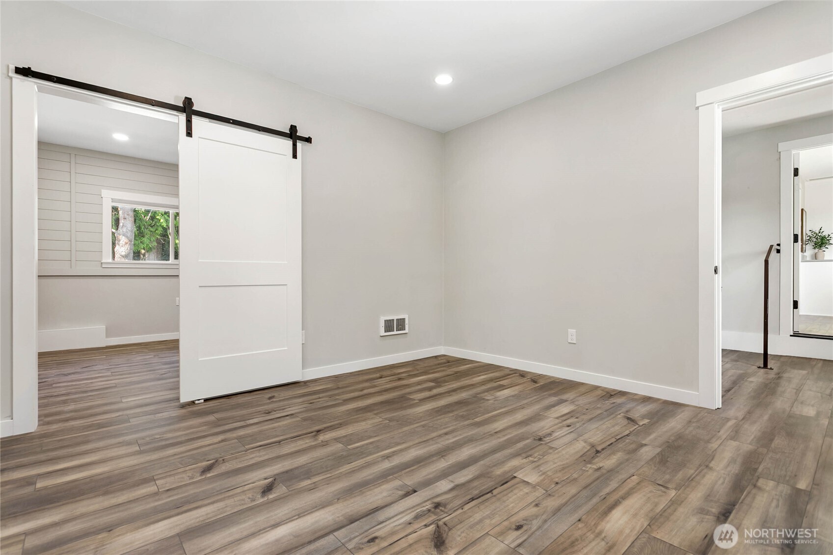319 Vancouver Street Property Photo 33