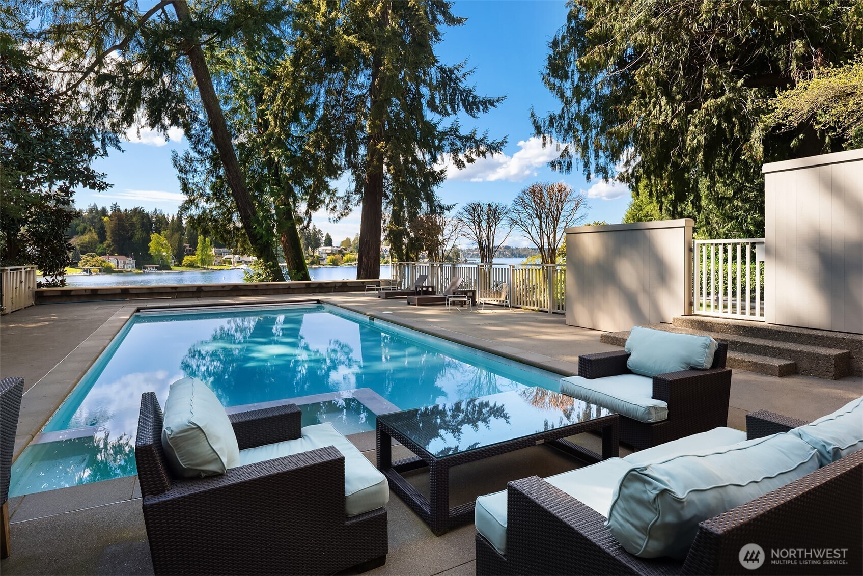 3445 Hunts Point Road Property Photo 8