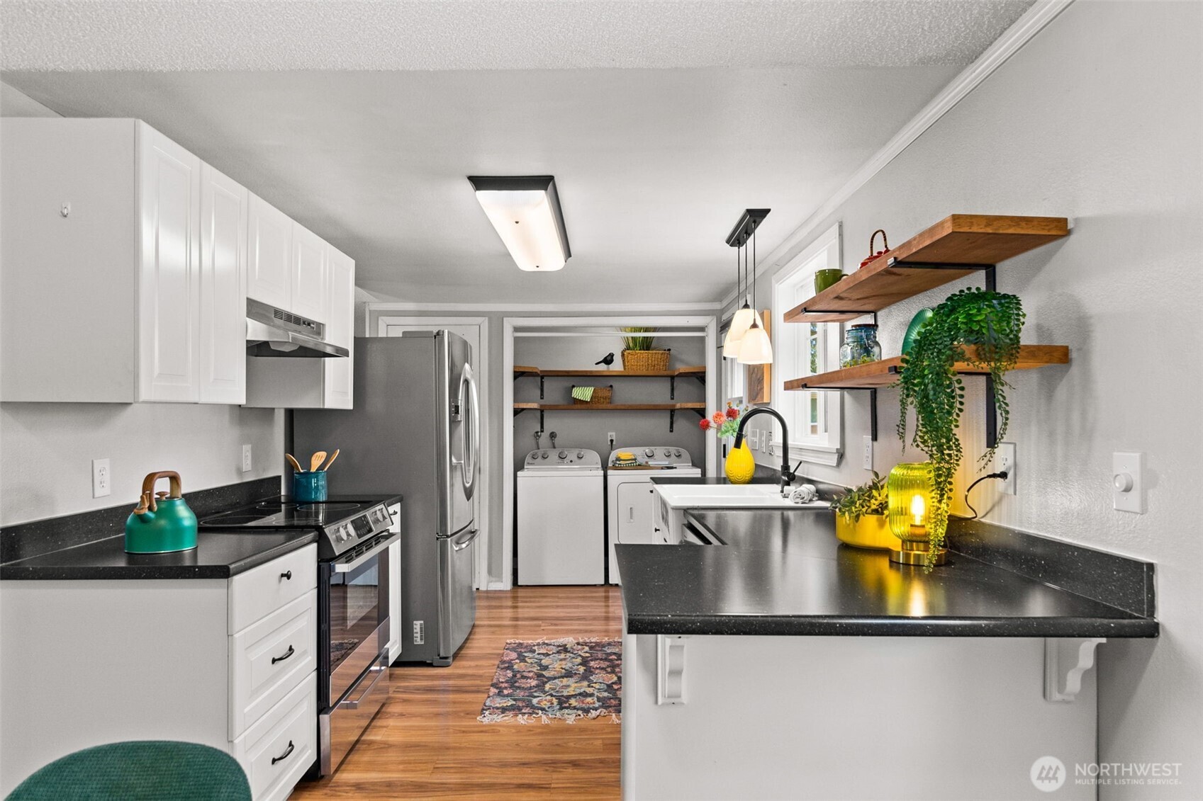 301 N Street Property Photo 11