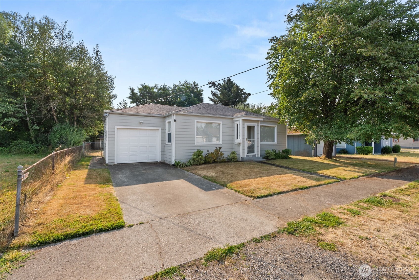 728 Hamilton Avenue Property Photo 2