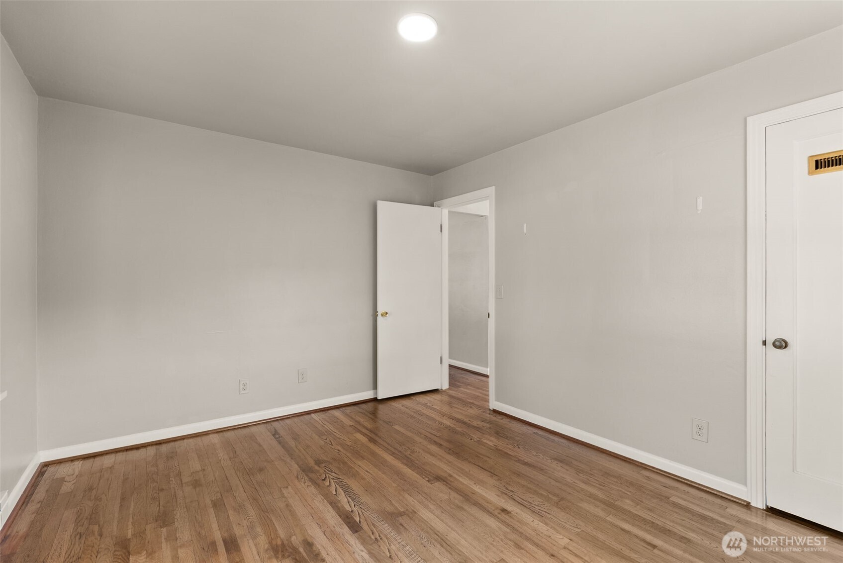 728 Hamilton Avenue Property Photo 14
