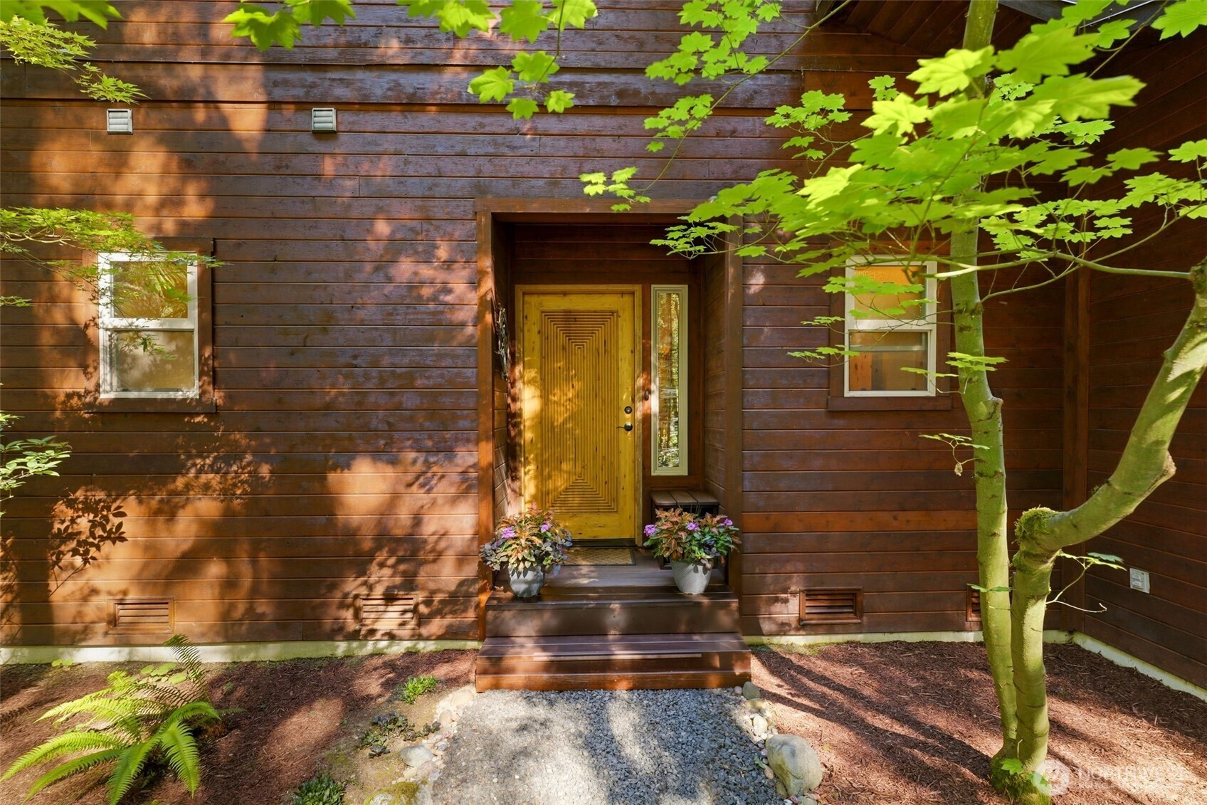 151 E Tamarack Lane Property Photo 5