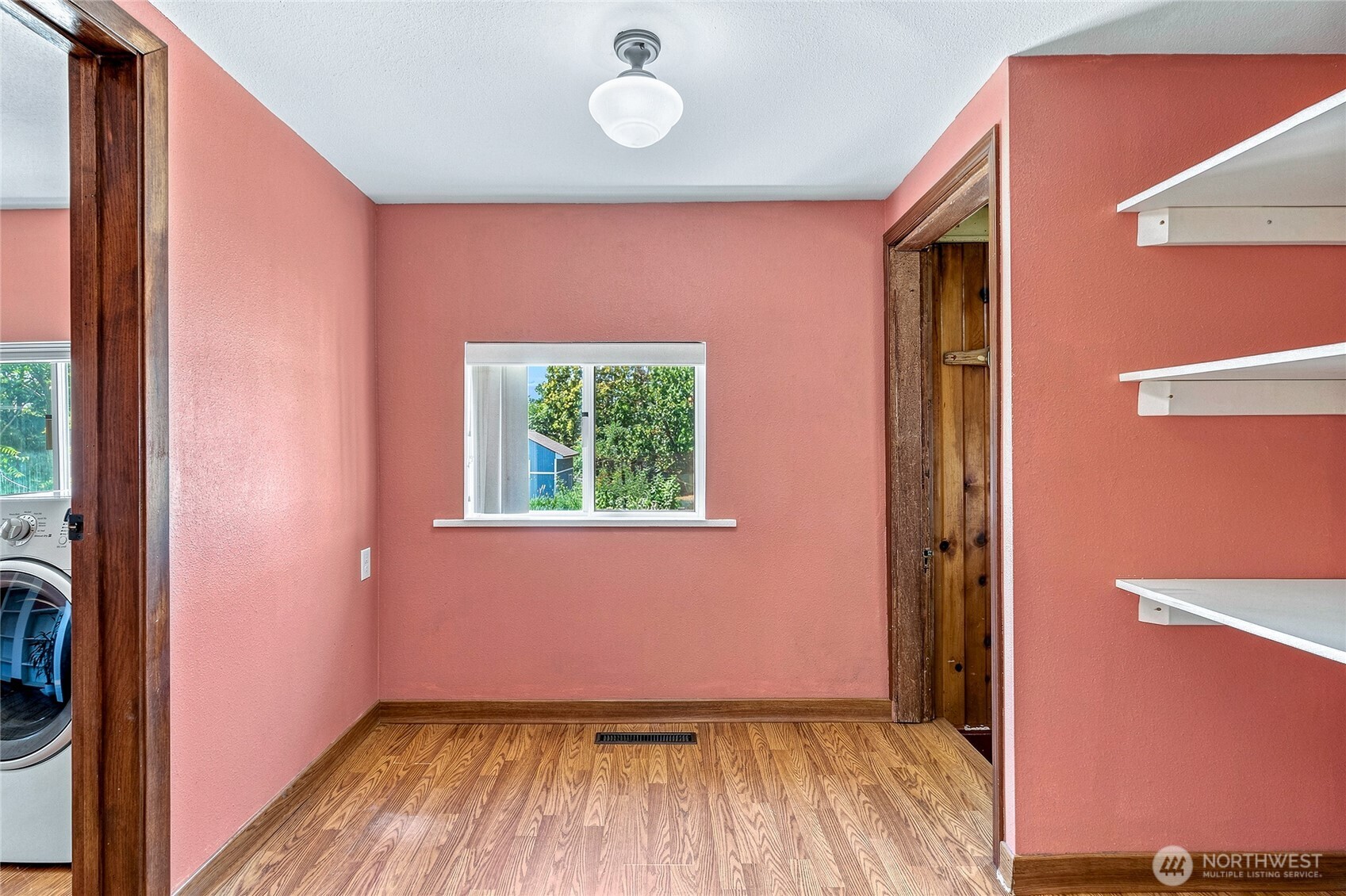 1060 Francis Avenue Property Photo 16