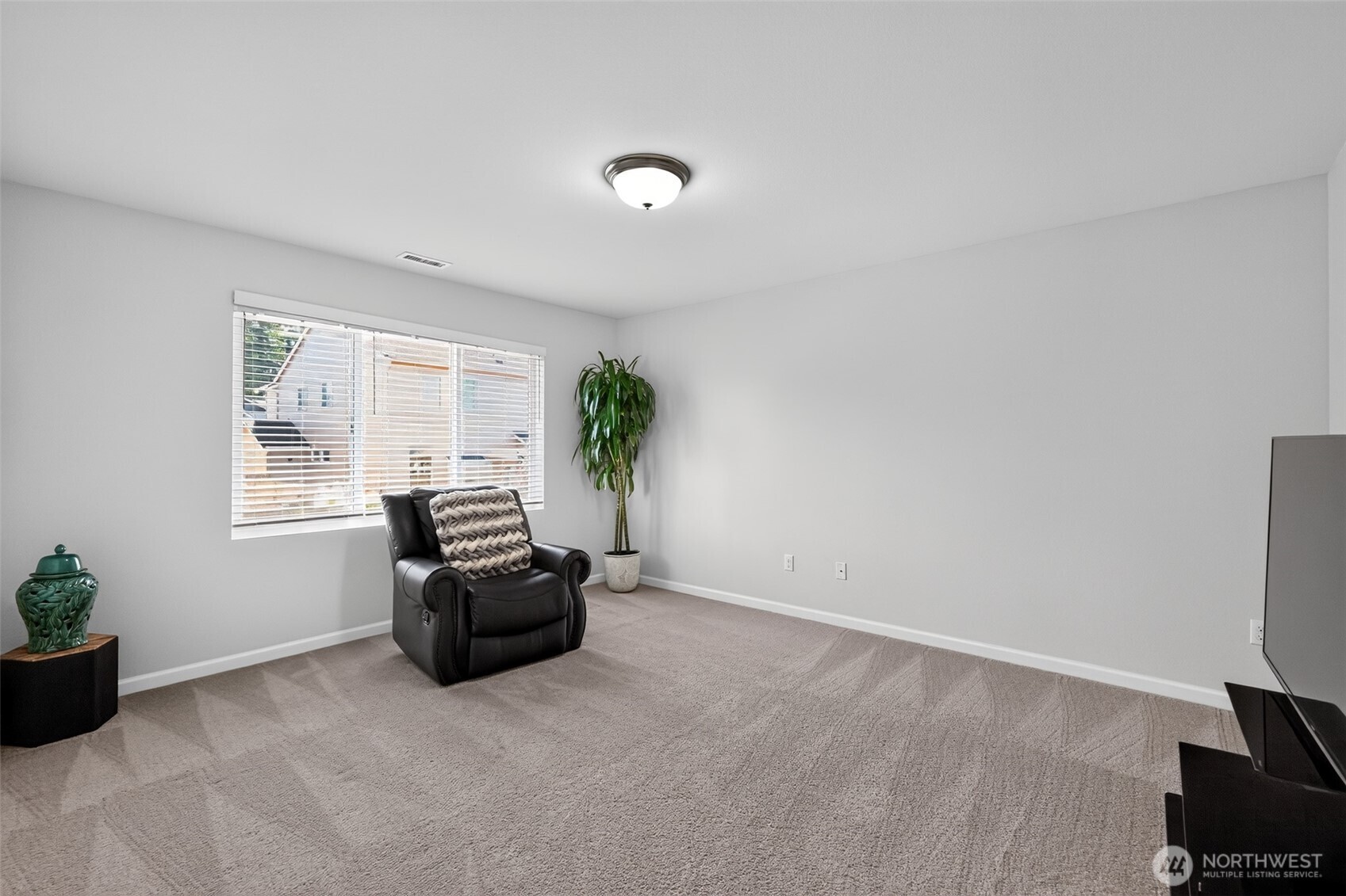 2939 84th Drive Property Photo 22