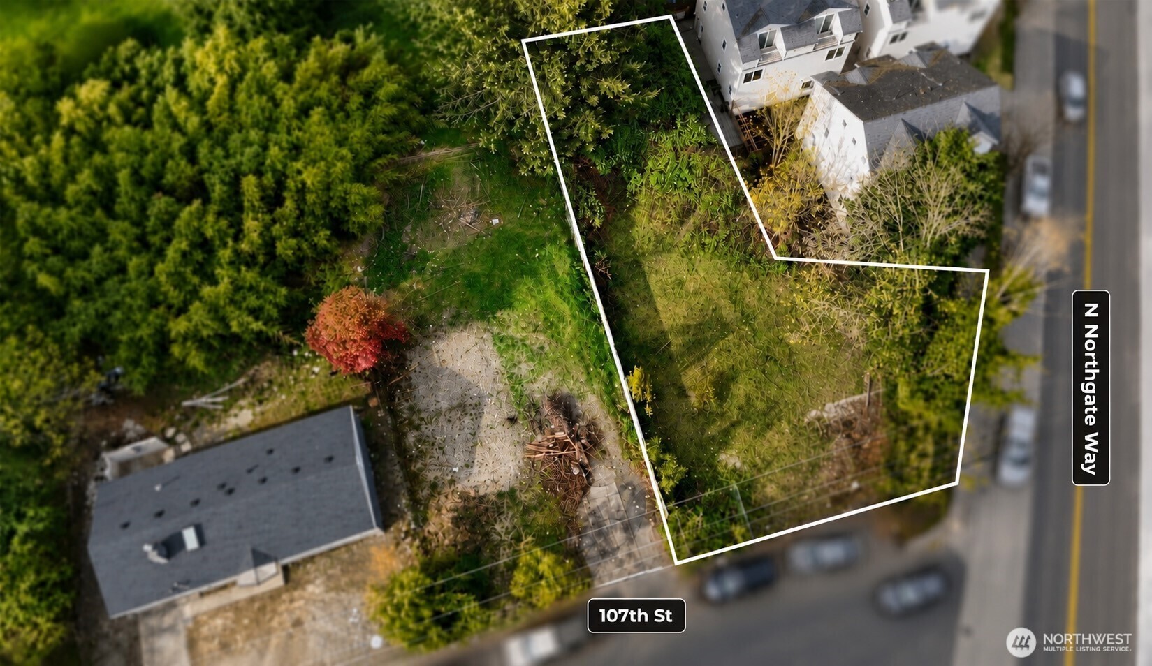 1724 N 107th Street Property Photo 2