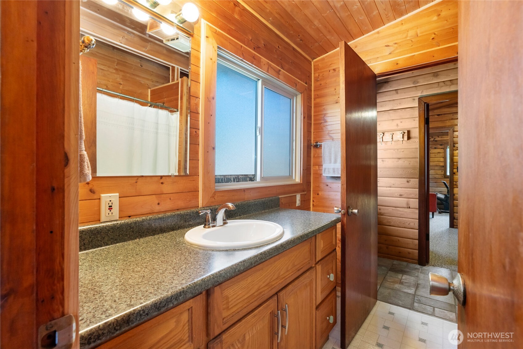 90 Margaret Street Property Photo 13