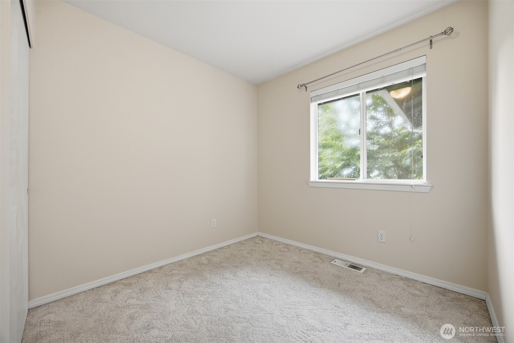 3990 Roma Court Property Photo 19