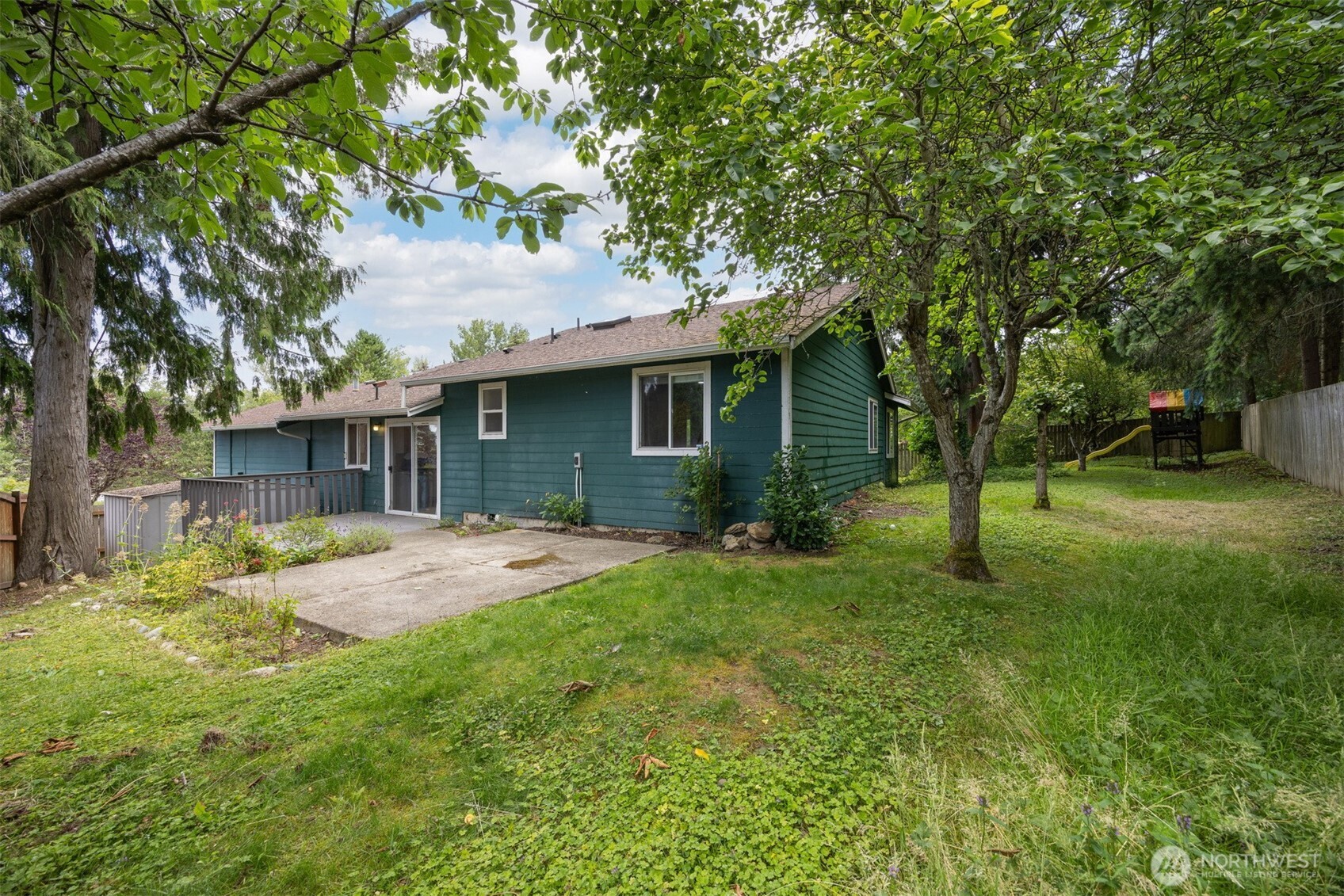 3990 Roma Court Property Photo 37