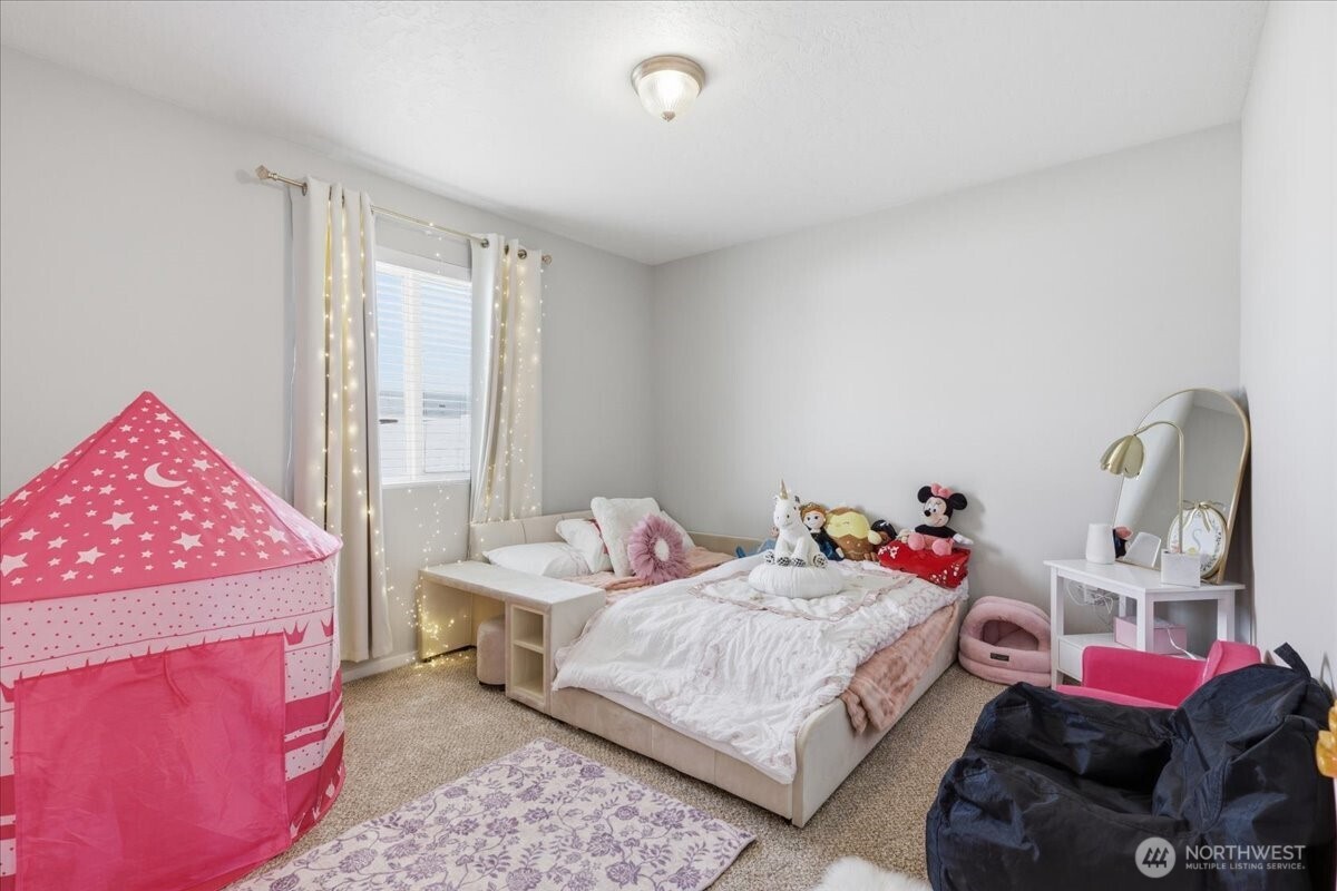 915 E Mt. Adams Street Property Photo 19