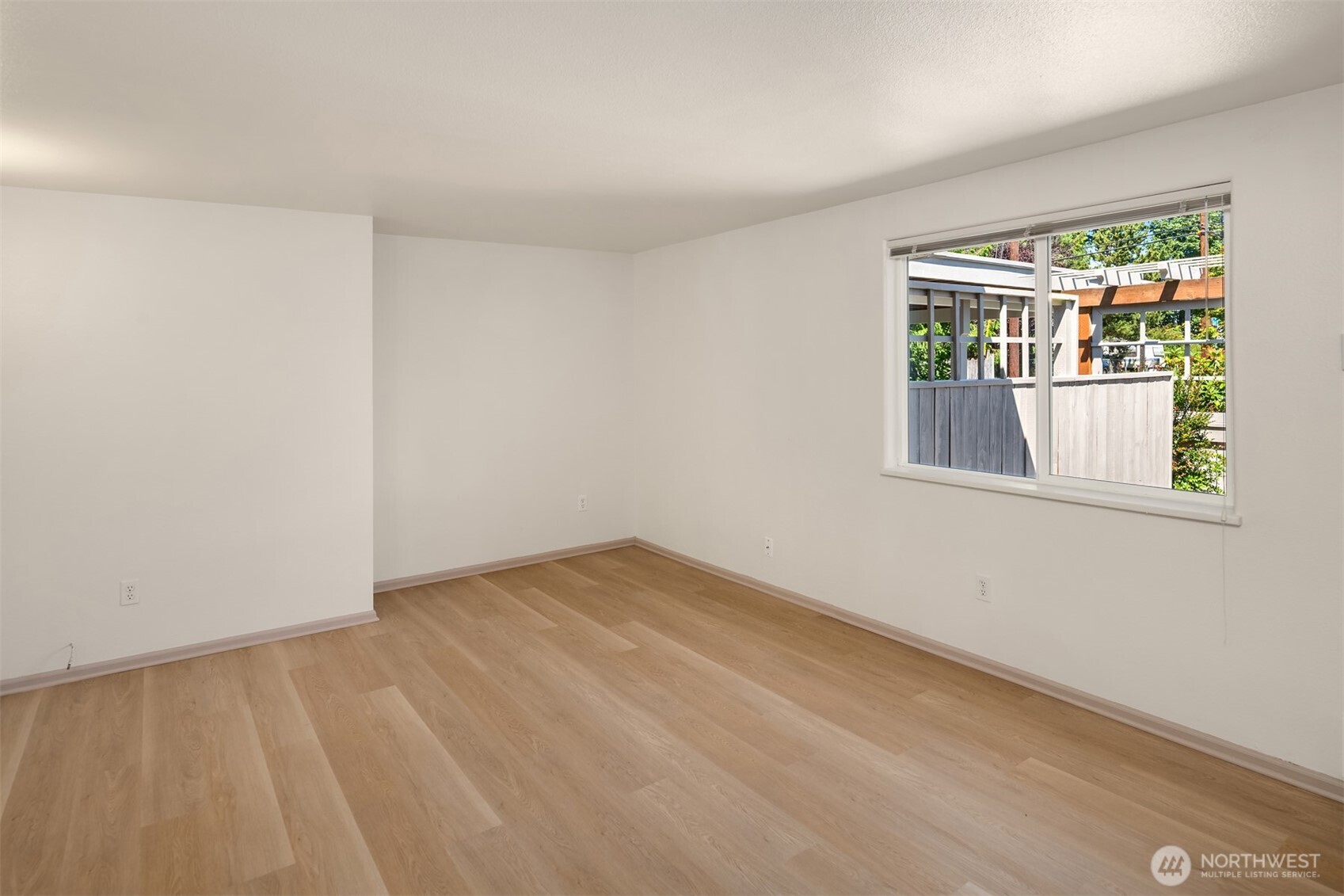 12018 Gibson Road Property Photo 6