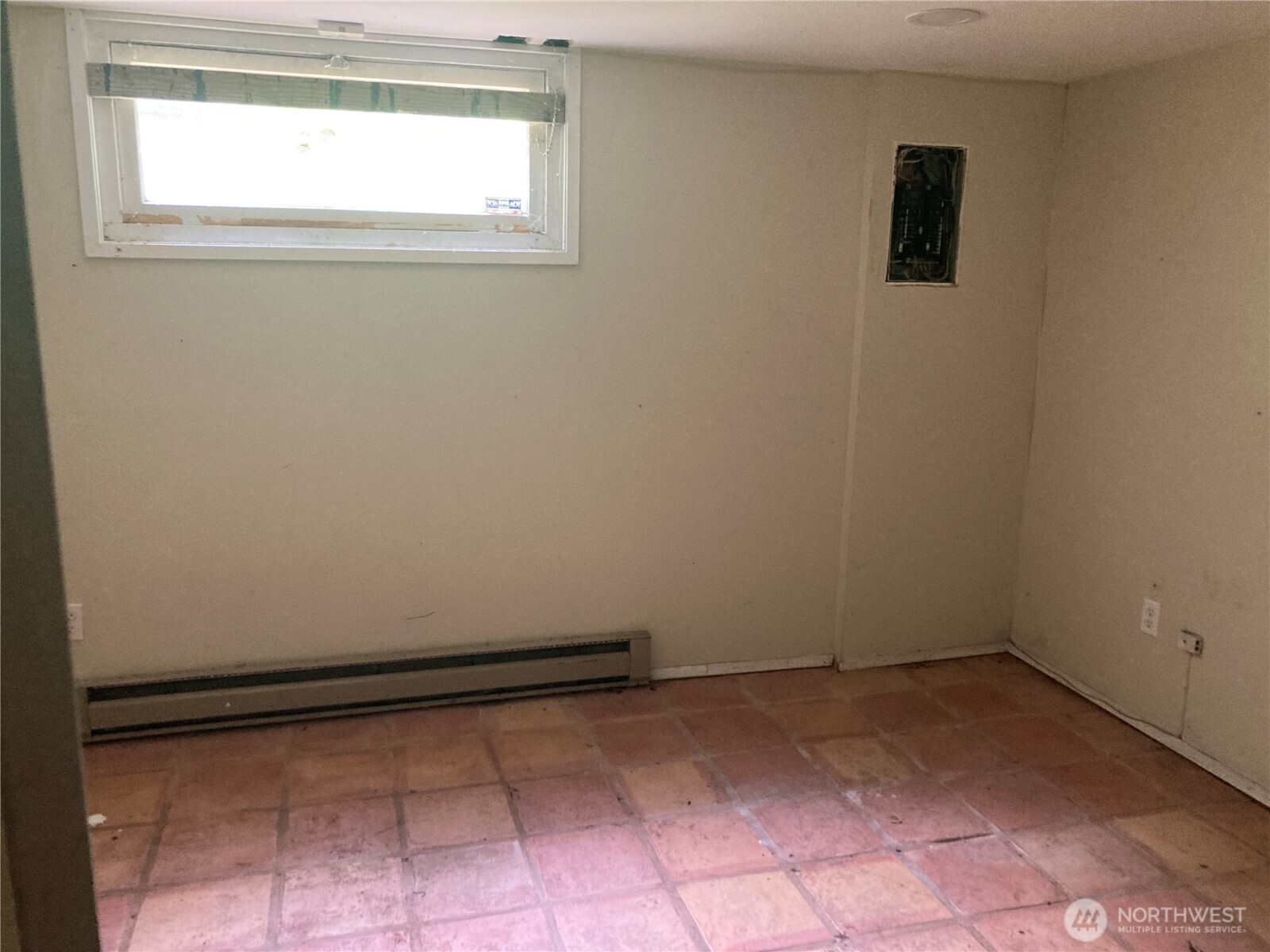 6925 52nd Avenue Property Photo 8