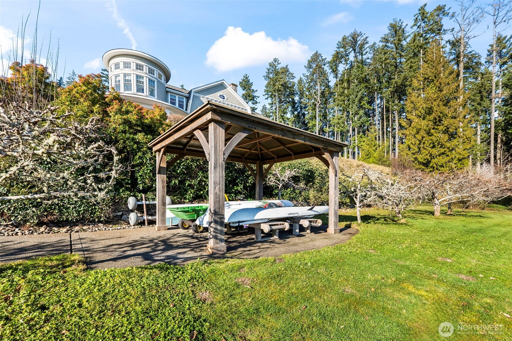7104 E Grapeview Loop Road Property Photo 39