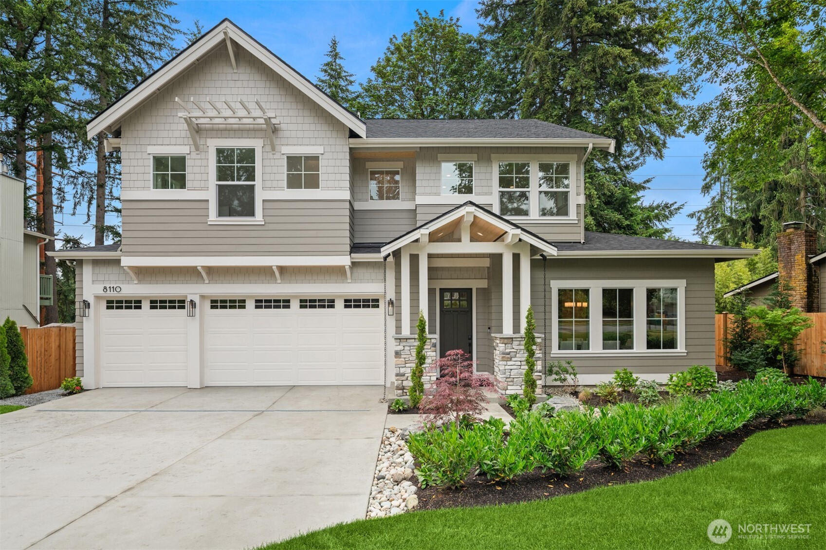 8110 135th Place Property Photo 1