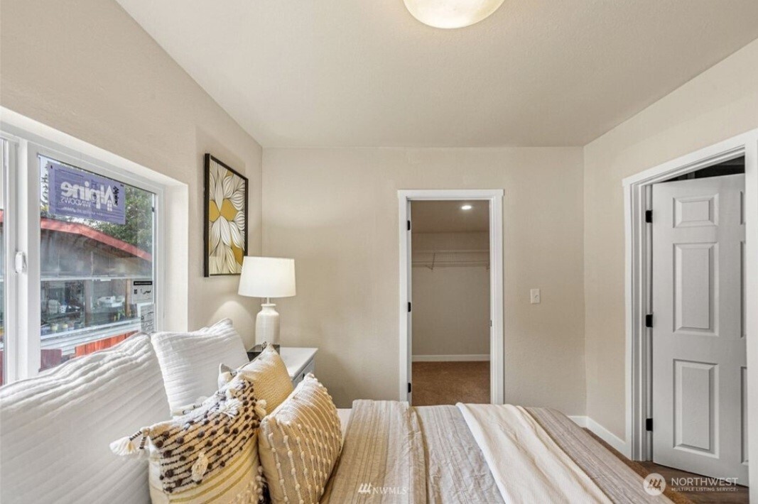 238 Meadow Property Photo 12