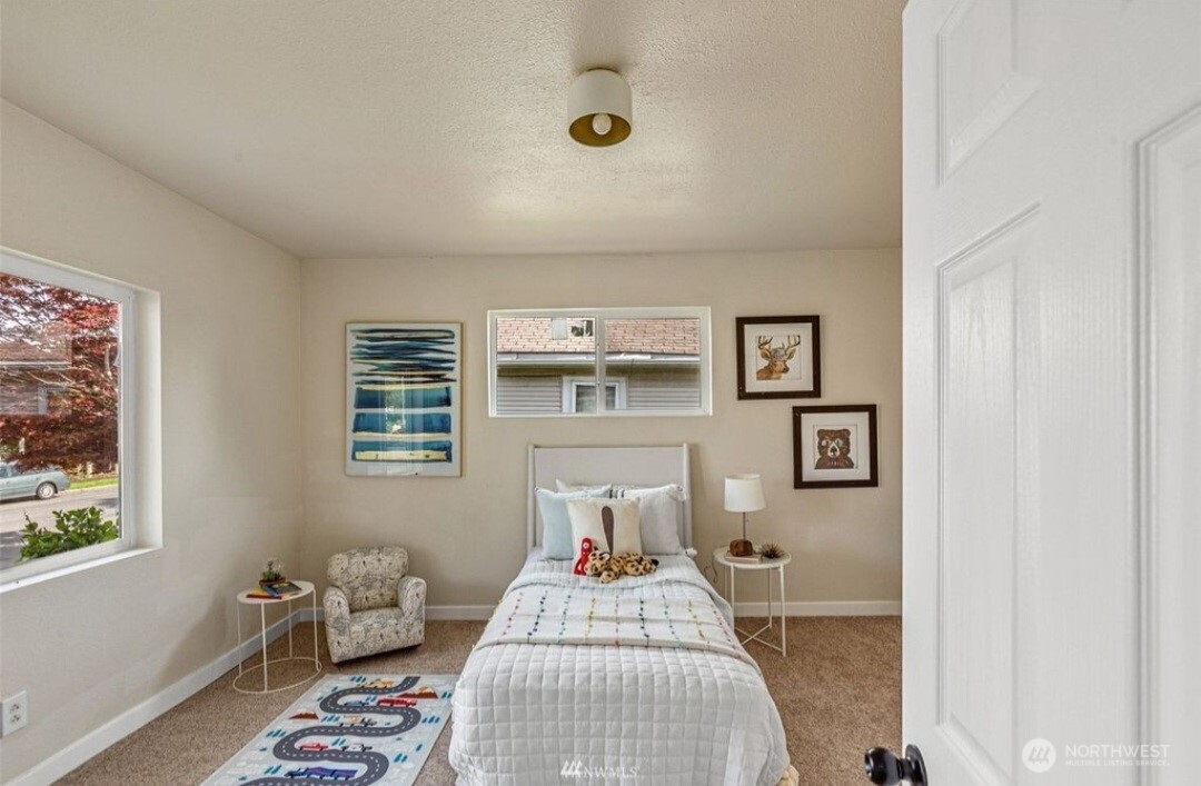 238 Meadow Property Photo 13