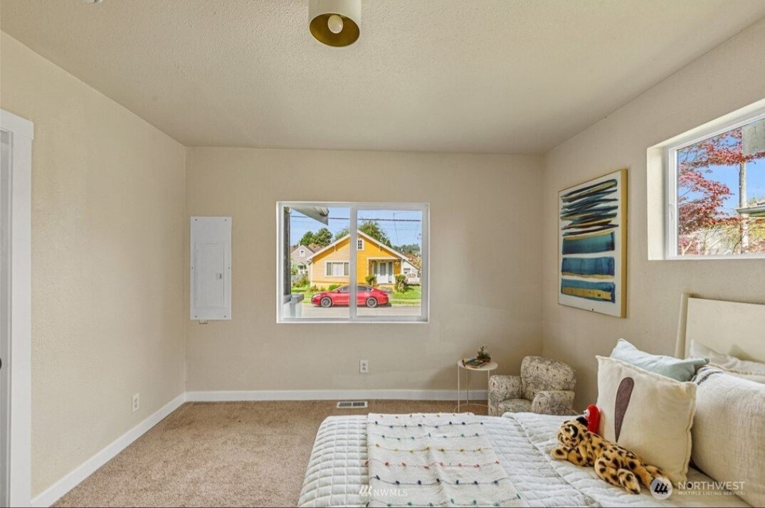 238 Meadow Property Photo 14