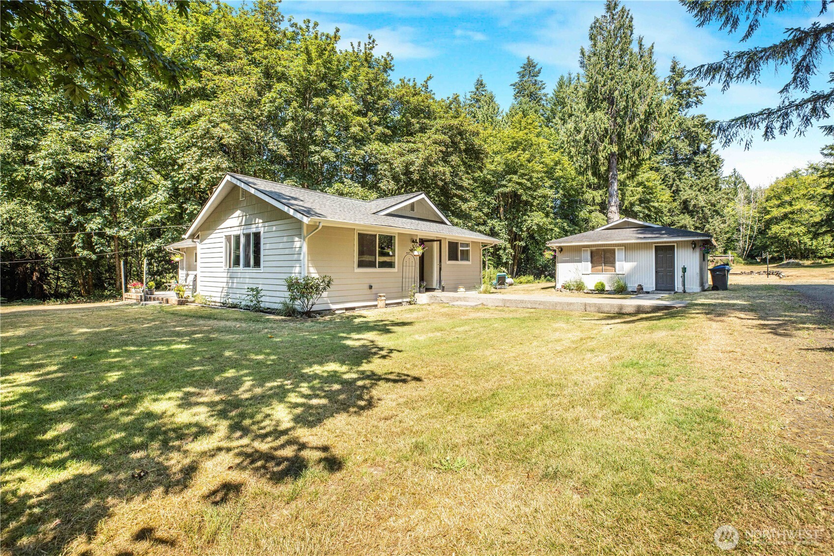 180 Dewatto Road Property Photo 3
