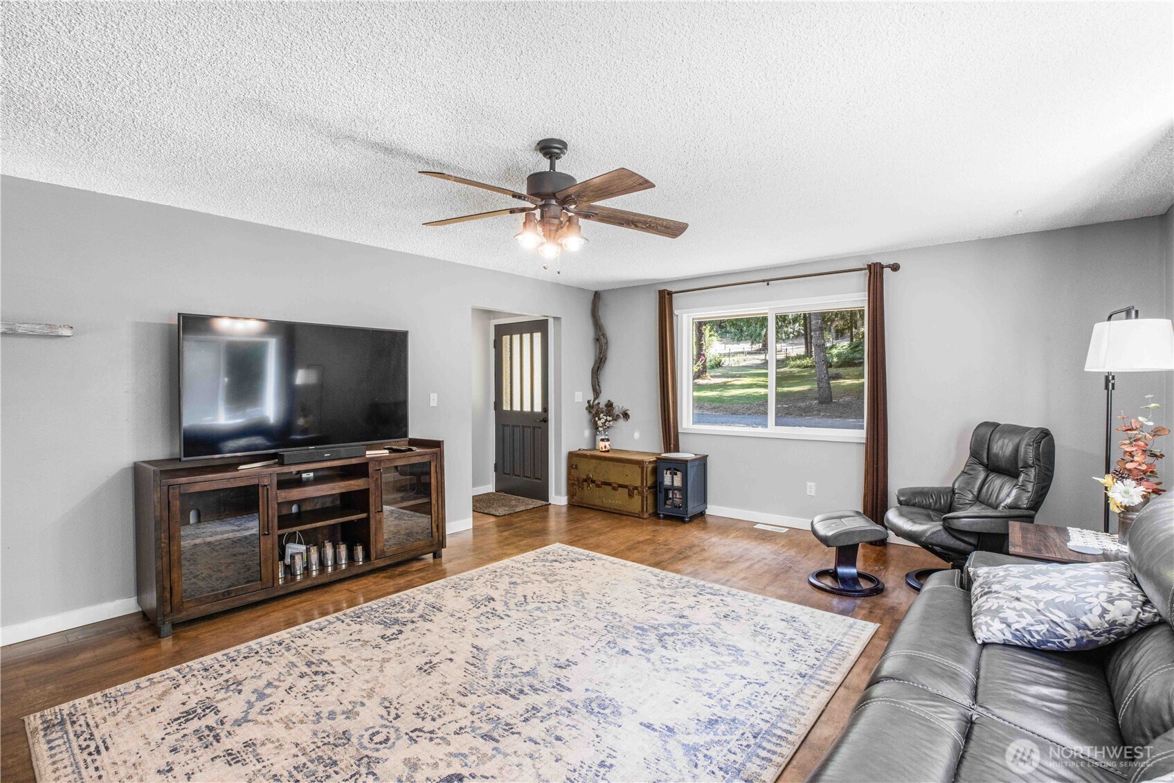 180 Dewatto Road Property Photo 8