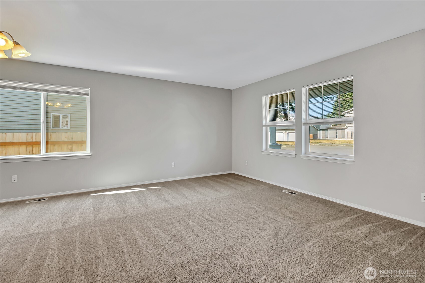 1401 Riddell Avenue Property Photo 4