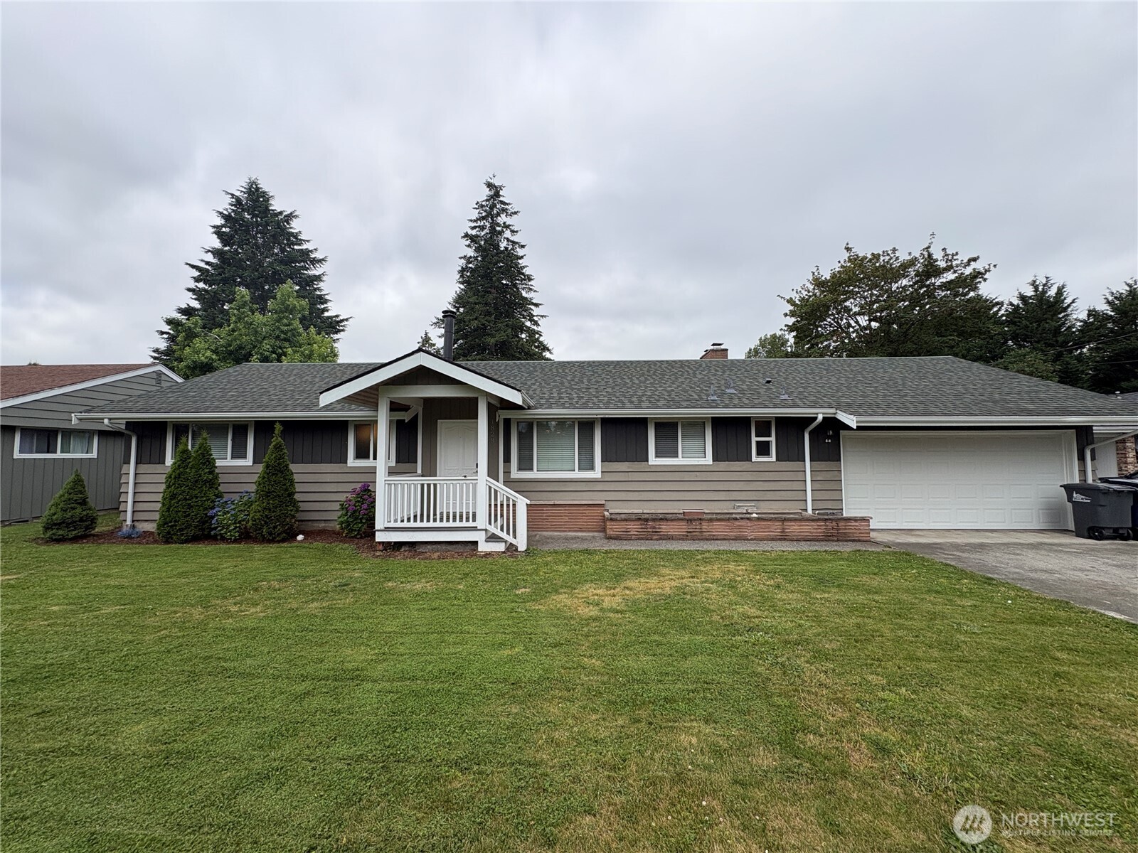 1828 Gossard Street Property Photo 1