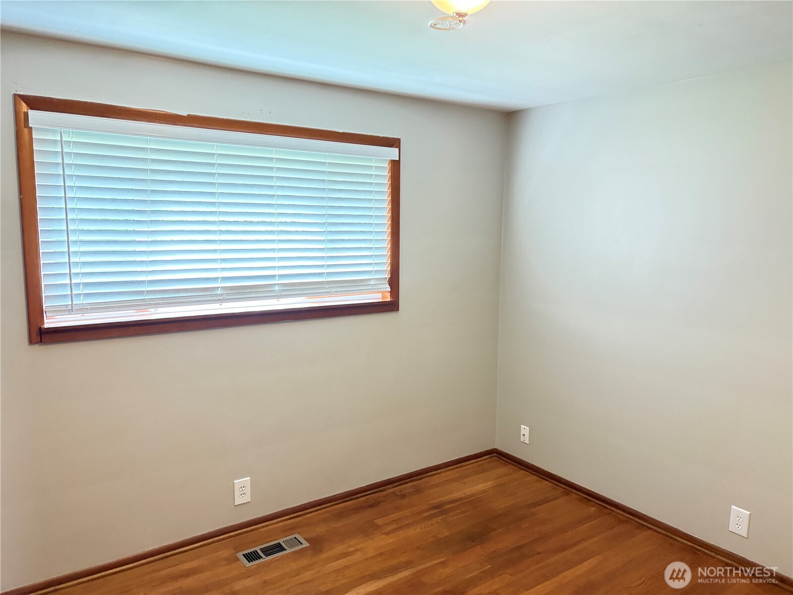 1828 Gossard Street Property Photo 21