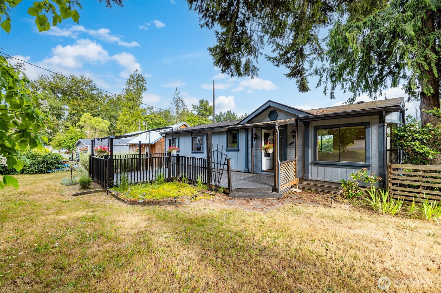4582 Guemes Way Property Photo 1