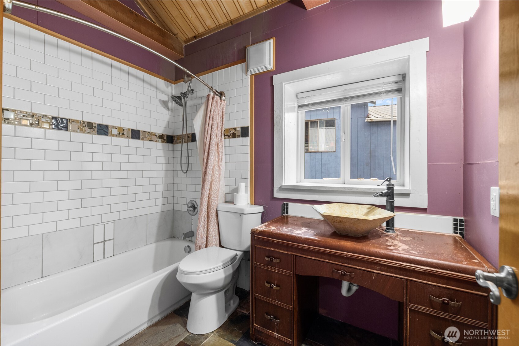4582 Guemes Way Property Photo 33