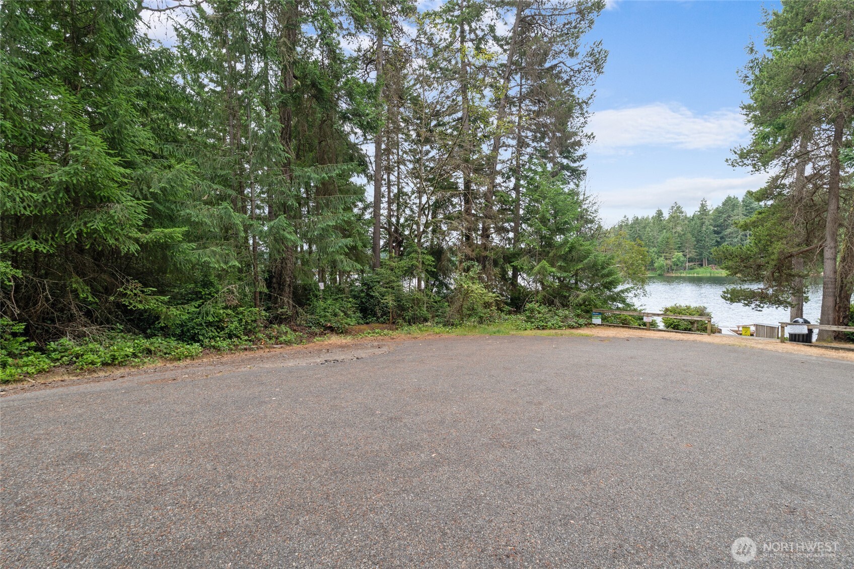 10718 Trout Place Property Photo 8