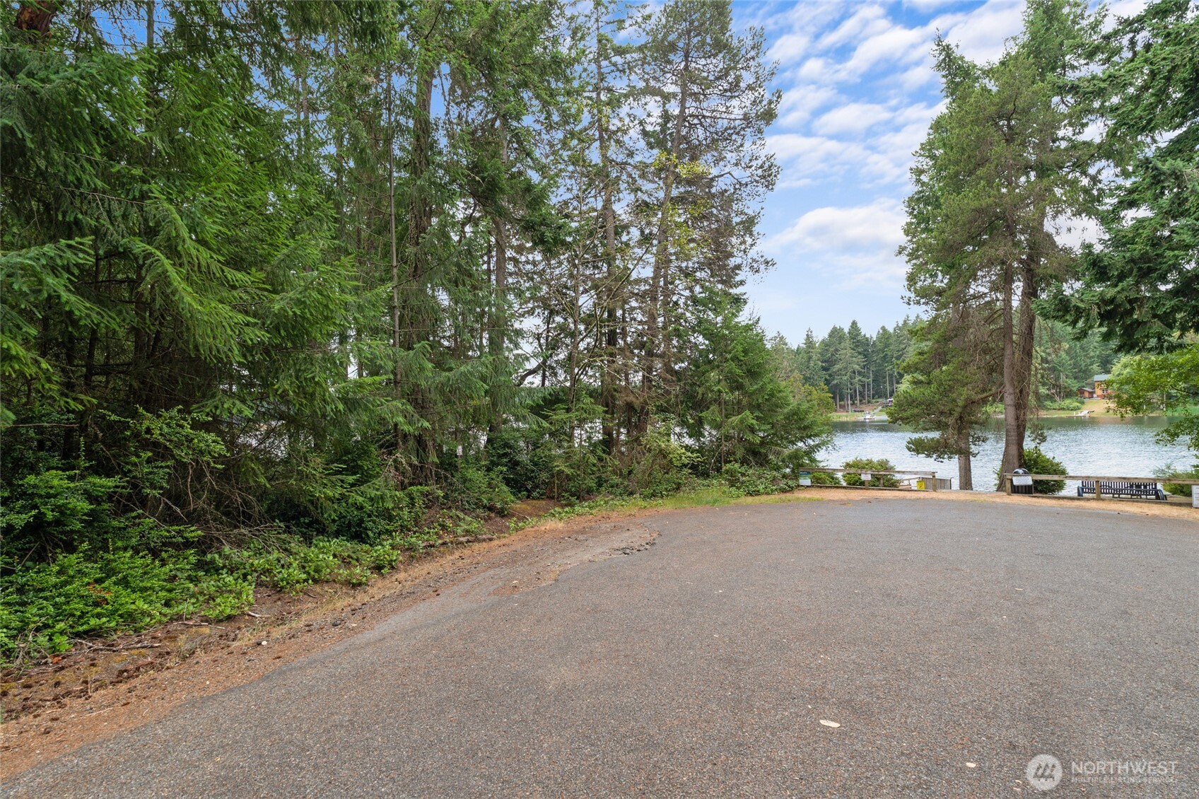 10718 Trout Place Property Photo 9