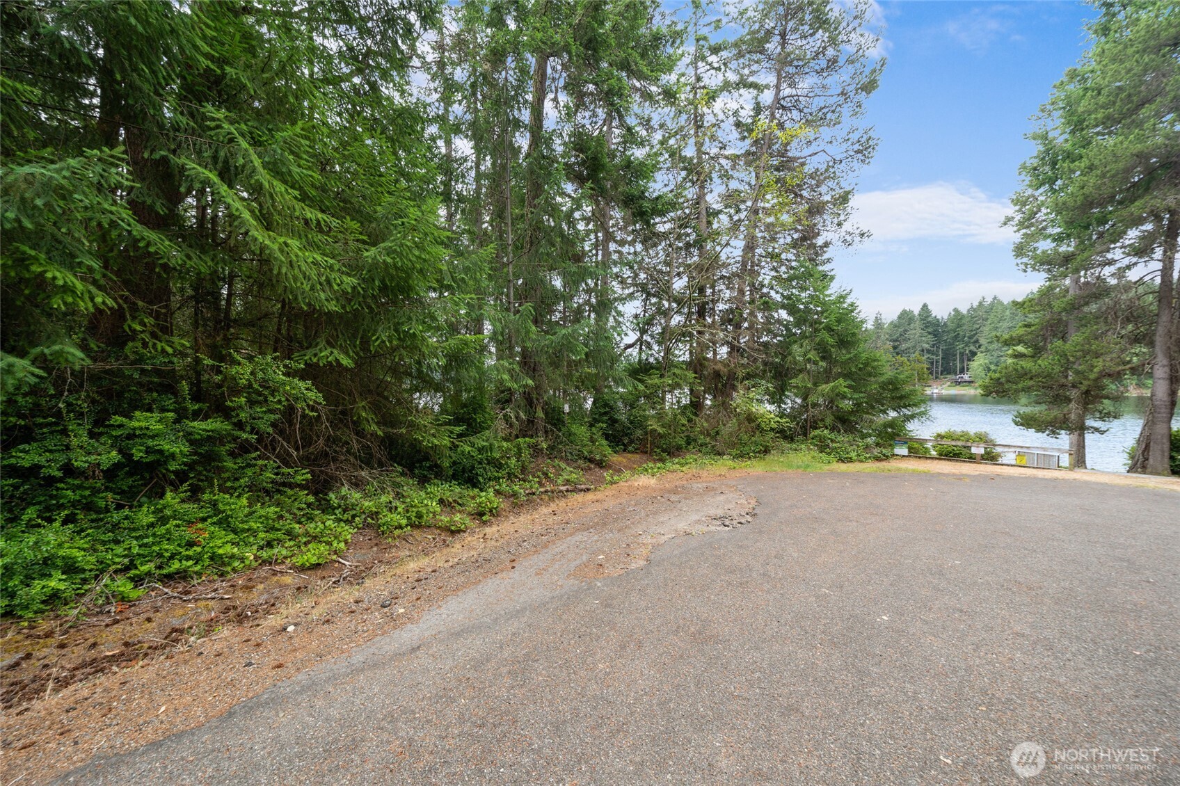 10718 Trout Place Property Photo 13
