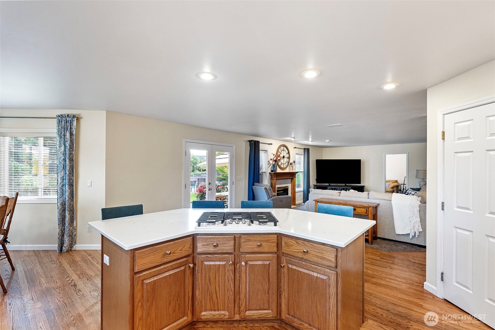 13804 231st Street Ct Property Photo 12