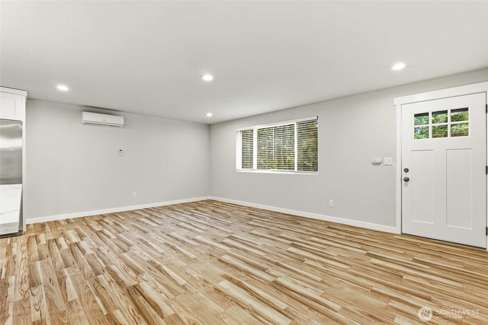 11030 Tempo Lake Drive Property Photo 4