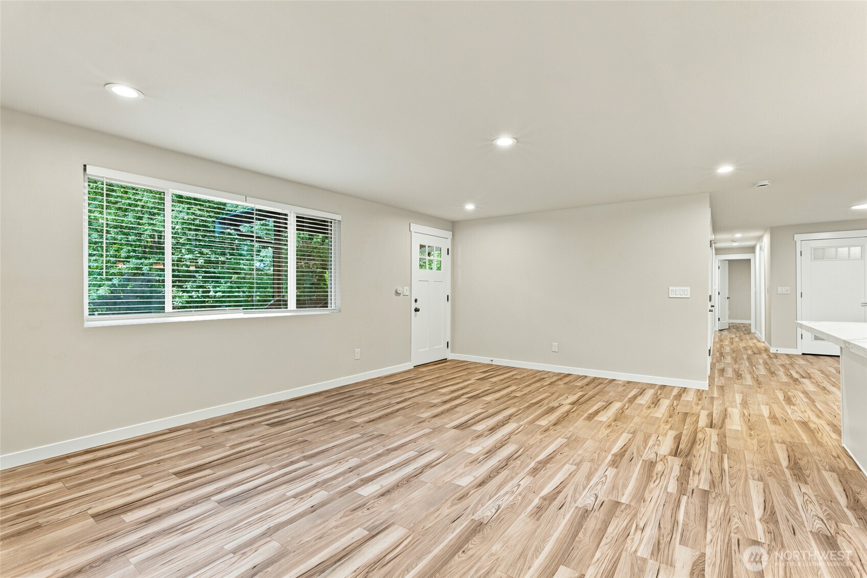 11030 Tempo Lake Drive Property Photo 5