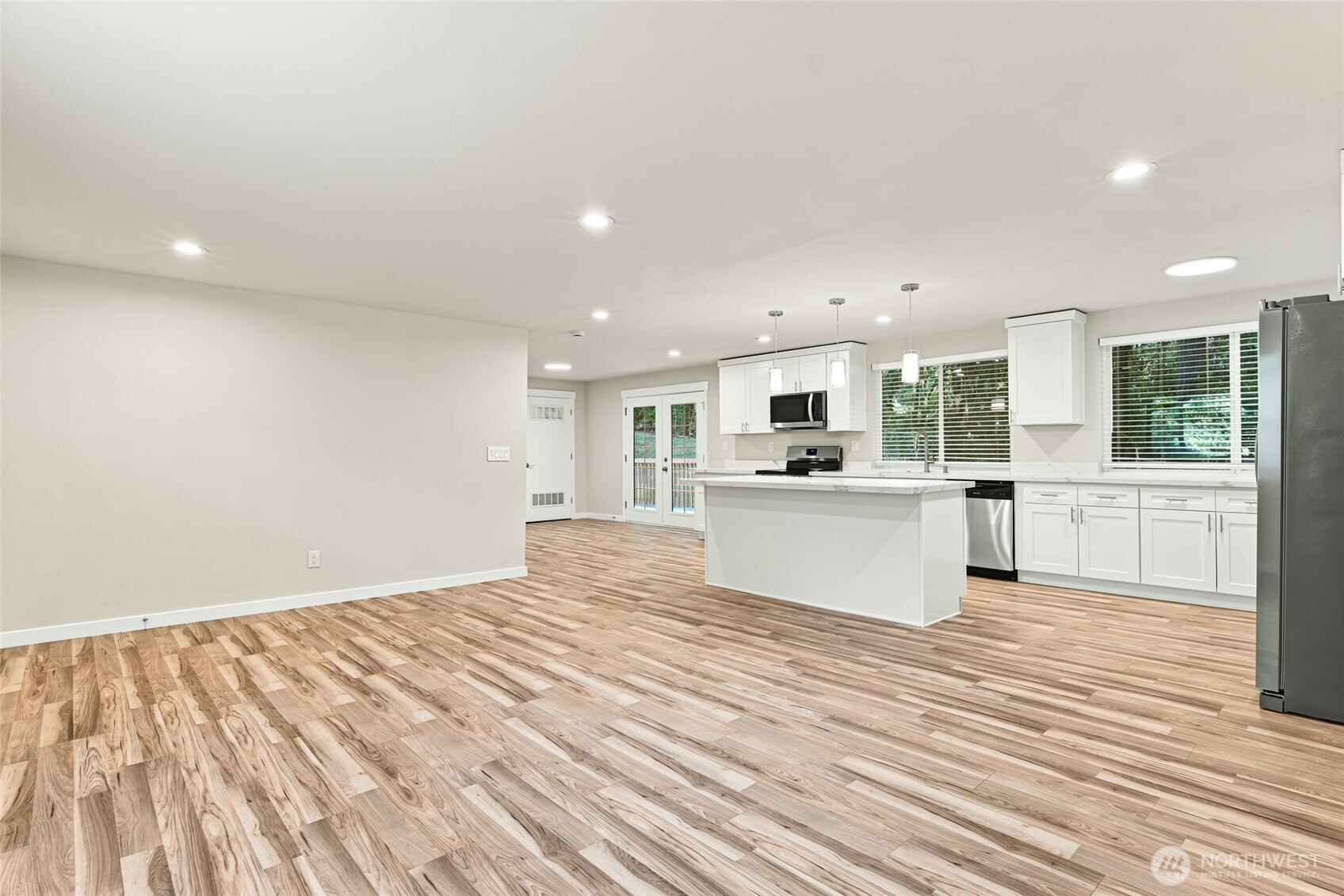 11030 Tempo Lake Drive Property Photo 6
